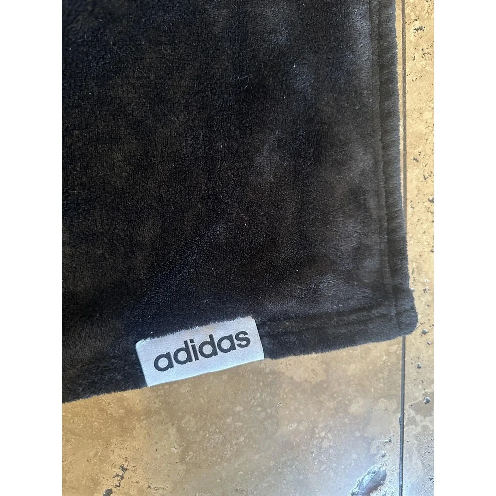 RARE‎ Adidas Trefoil Large Logo Fleece Blanket Black White Originals 60x48